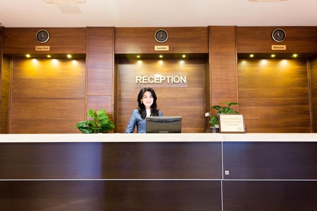 Hotel Duman Astana Eksteriør bilde