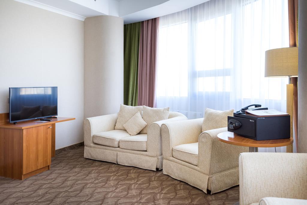 Hotel Duman Astana Eksteriør bilde