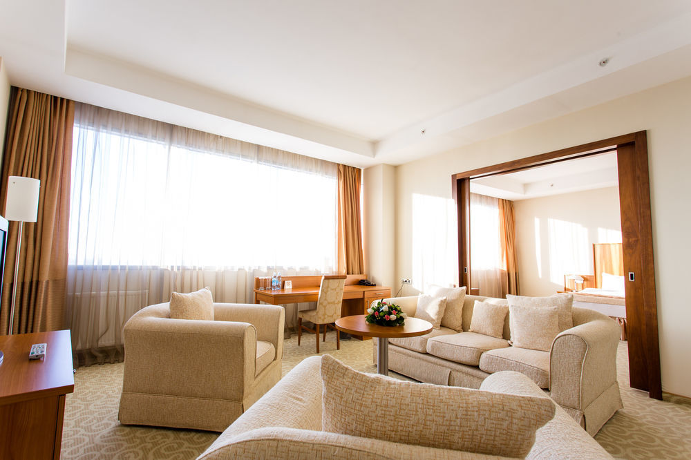 Hotel Duman Astana Eksteriør bilde
